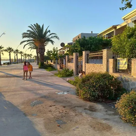 Penthouse On The Aliaga