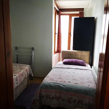 Penthouse On The Apartment Aliaga
